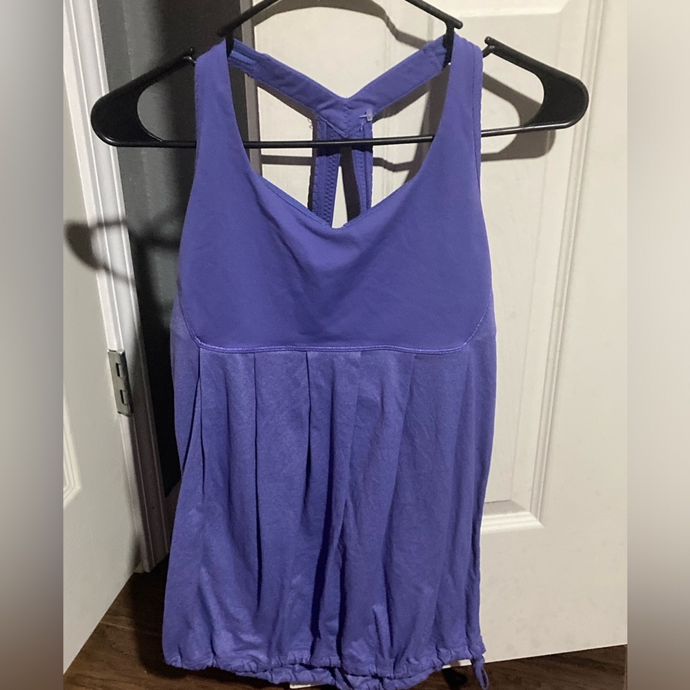 Lululemon Workout Tank with Built in Bra, size 8, no flaws